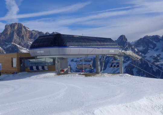 Seggiovia Cigolera: meno di 4 minuti per sciare le magnifiche piste dell'Alpe Tognola